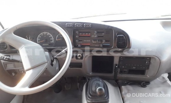 Comprar Importar Toyota Coaster Branco Carro em Import - Dubai em Bengo Province Comprar Importar Toyota Coaster Branco Carro em Import - Dubai em Bengo Province