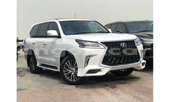 Comprar Importar Lexus LX Branco Carro em Import - Dubai em Bengo Province Comprar Importar Lexus LX Branco Carro em Import - Dubai em Bengo Province