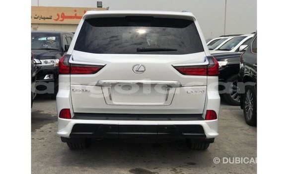 Acheter Import Voiture Lexus LX Blanc à Import - Dubai, Province de Bengo Acheter Import Voiture Lexus LX Blanc à Import - Dubai, Province de Bengo