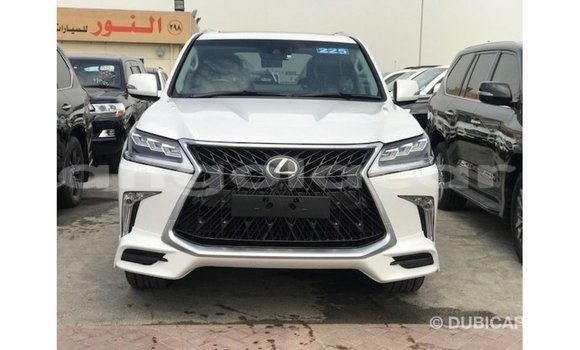 Acheter Import Voiture Lexus LX Blanc à Import - Dubai, Province de Bengo Acheter Import Voiture Lexus LX Blanc à Import - Dubai, Province de Bengo