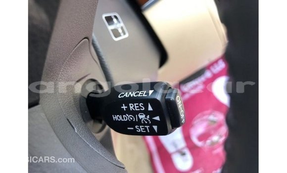 Comprar Importar Toyota Land Cruiser Branco Carro em Import - Dubai em Bengo Province Comprar Importar Toyota Land Cruiser Branco Carro em Import - Dubai em Bengo Province