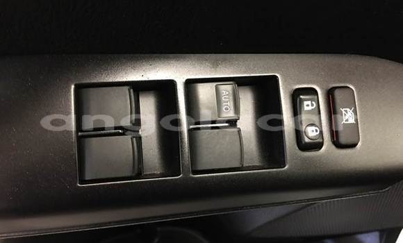 Comprar Usado Toyota RAV4 Vermelho Carro em Luanda em Luanda Province Comprar Usado Toyota RAV4 Vermelho Carro em Luanda em Luanda Province