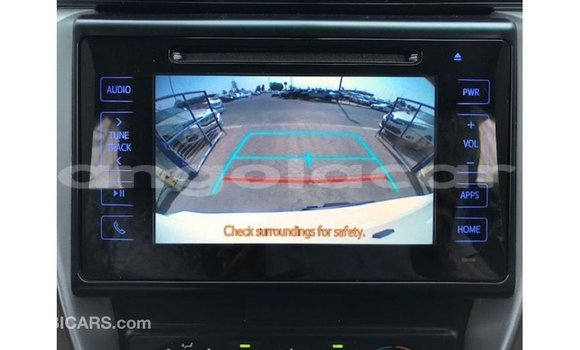 Comprar Importar Toyota Fortuner Branco Carro em Import - Dubai em Bengo Province Comprar Importar Toyota Fortuner Branco Carro em Import - Dubai em Bengo Province