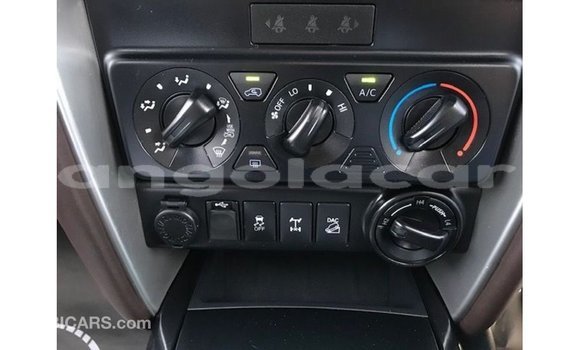 Comprar Importar Toyota Fortuner Branco Carro em Import - Dubai em Bengo Province Comprar Importar Toyota Fortuner Branco Carro em Import - Dubai em Bengo Province