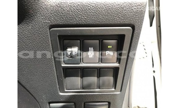 Comprar Importar Toyota Fortuner Branco Carro em Import - Dubai em Bengo Province Comprar Importar Toyota Fortuner Branco Carro em Import - Dubai em Bengo Province