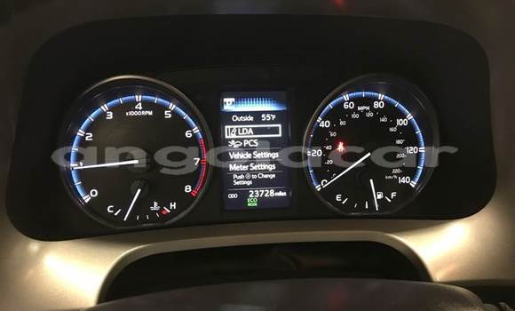 Comprar Usado Toyota RAV4 Vermelho Carro em Luanda em Luanda Province Comprar Usado Toyota RAV4 Vermelho Carro em Luanda em Luanda Province