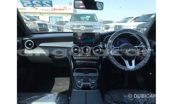 Comprar Importar Mercedes-Benz 200 Outro Carro em Import - Dubai em Bengo Province Comprar Importar Mercedes-Benz 200 Outro Carro em Import - Dubai em Bengo Province