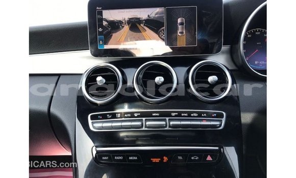 Comprar Importar Mercedes-Benz 200 Outro Carro em Import - Dubai em Bengo Province Comprar Importar Mercedes-Benz 200 Outro Carro em Import - Dubai em Bengo Province