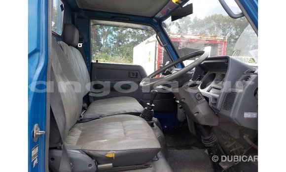 Comprar Importar Toyota Dyna Azul Carro em Import - Dubai em Bengo Province Comprar Importar Toyota Dyna Azul Carro em Import - Dubai em Bengo Province