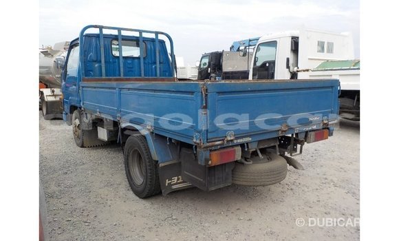Comprar Importar Toyota Dyna Azul Carro em Import - Dubai em Bengo Province Comprar Importar Toyota Dyna Azul Carro em Import - Dubai em Bengo Province