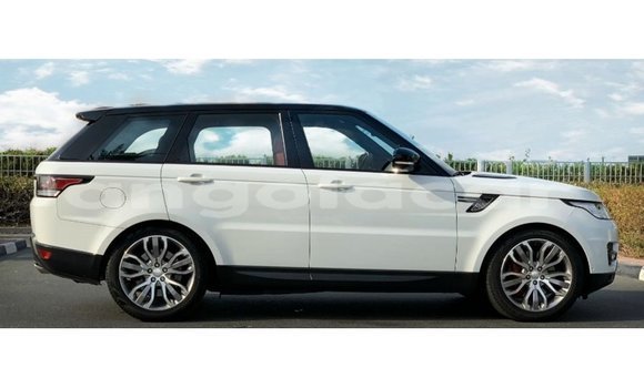 Comprar Importar Land Rover Range Rover Branco Carro em Import - Dubai em Bengo Province Comprar Importar Land Rover Range Rover Branco Carro em Import - Dubai em Bengo Province