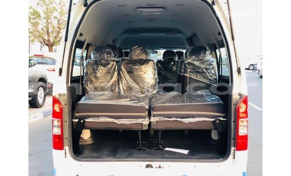 Acheter Import Voiture Foton Tunland Blanc à Import - Dubai, Province de Bengo Acheter Import Voiture Foton Tunland Blanc à Import - Dubai, Province de Bengo