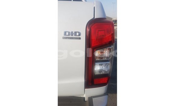 Comprar Importar Mitsubishi L200 Branco Carro em Import - Dubai em Bengo Province Comprar Importar Mitsubishi L200 Branco Carro em Import - Dubai em Bengo Province