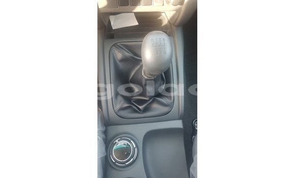 Comprar Importar Mitsubishi L200 Branco Carro em Import - Dubai em Bengo Province Comprar Importar Mitsubishi L200 Branco Carro em Import - Dubai em Bengo Province