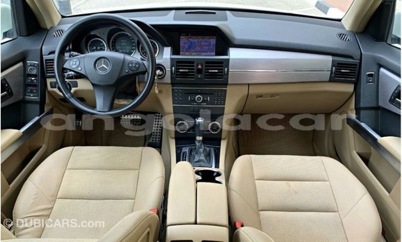 Comprar Importar Mercedes-Benz 190 Branco Carro em Import - Dubai em Bengo Province Comprar Importar Mercedes-Benz 190 Branco Carro em Import - Dubai em Bengo Province