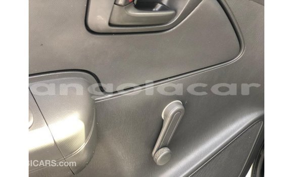 Comprar Importar Toyota Hilux Branco Carro em Import - Dubai em Bengo Province Comprar Importar Toyota Hilux Branco Carro em Import - Dubai em Bengo Province