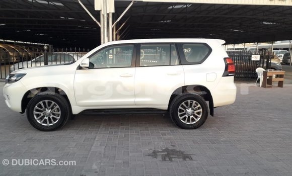 Comprar Importar Toyota Prado Branco Carro em Import - Dubai em Bengo Province Comprar Importar Toyota Prado Branco Carro em Import - Dubai em Bengo Province