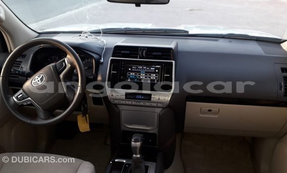 Comprar Importar Toyota Prado Branco Carro em Import - Dubai em Bengo Province Comprar Importar Toyota Prado Branco Carro em Import - Dubai em Bengo Province