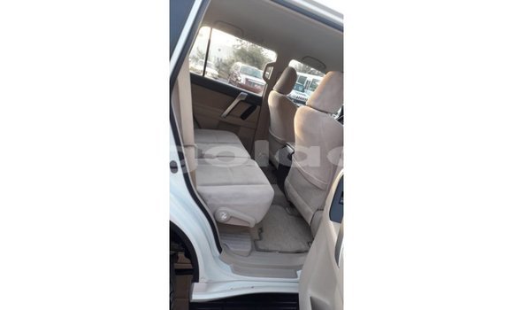 Comprar Importar Toyota Prado Branco Carro em Import - Dubai em Bengo Province Comprar Importar Toyota Prado Branco Carro em Import - Dubai em Bengo Province