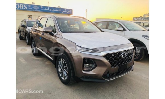 Acheter Import Voiture Hyundai Santa Fe Marron à Import - Dubai, Province de Bengo Acheter Import Voiture Hyundai Santa Fe Marron à Import - Dubai, Province de Bengo