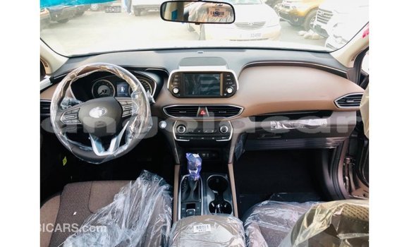 Acheter Import Voiture Hyundai Santa Fe Marron à Import - Dubai, Province de Bengo Acheter Import Voiture Hyundai Santa Fe Marron à Import - Dubai, Province de Bengo