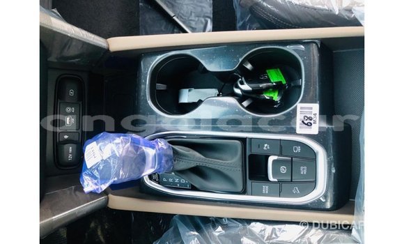 Acheter Import Voiture Hyundai Santa Fe Marron à Import - Dubai, Province de Bengo Acheter Import Voiture Hyundai Santa Fe Marron à Import - Dubai, Province de Bengo