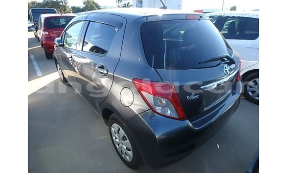 Comprar Importar Toyota Vitz Outro Carro em Import - Dubai em Bengo Province Comprar Importar Toyota Vitz Outro Carro em Import - Dubai em Bengo Province