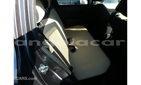 Comprar Importar Toyota Vitz Outro Carro em Import - Dubai em Bengo Province Comprar Importar Toyota Vitz Outro Carro em Import - Dubai em Bengo Province