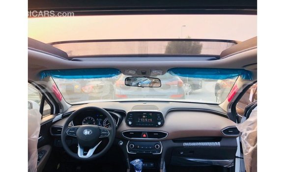 Acheter Import Voiture Hyundai Santa Fe Blanc à Import - Dubai, Province de Bengo Acheter Import Voiture Hyundai Santa Fe Blanc à Import - Dubai, Province de Bengo