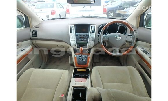 Comprar Importar Toyota Harrier Branco Carro em Import - Dubai em Bengo Province Comprar Importar Toyota Harrier Branco Carro em Import - Dubai em Bengo Province