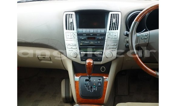 Comprar Importar Toyota Harrier Branco Carro em Import - Dubai em Bengo Province Comprar Importar Toyota Harrier Branco Carro em Import - Dubai em Bengo Province