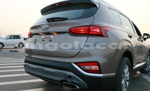 Buy Import Hyundai Santa Fe Brown Car in Import - Dubai in Bengo Province Buy Import Hyundai Santa Fe Brown Car in Import - Dubai in Bengo Province