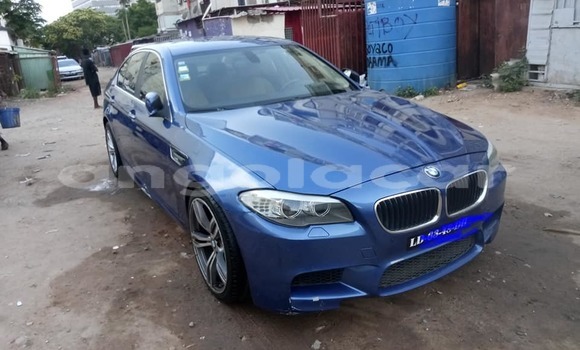 Comprar Usado BMW 3–Series Azul Carro em Benguela em Benguela Comprar Usado BMW 3–Series Azul Carro em Benguela em Benguela