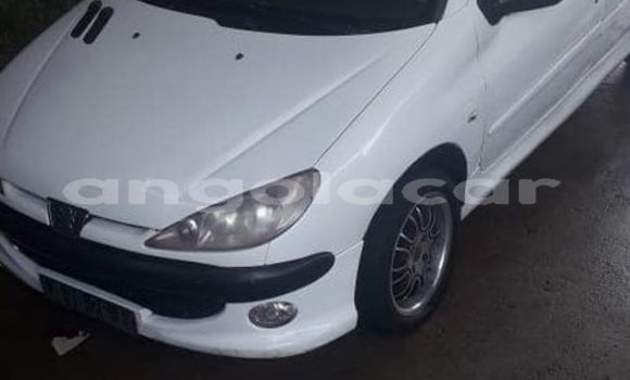 Comprar Usado Peugeot 206 Branco Carro em Luanda em Luanda Province