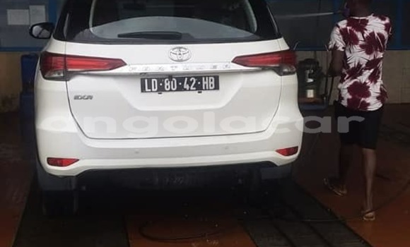 Buy Used Toyota Fortuner White Car in Luanda in Luanda Province Buy Used Toyota Fortuner White Car in Luanda in Luanda Province