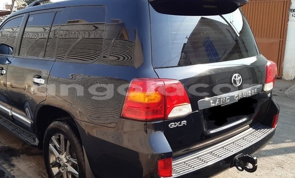 Buy Used Toyota Land Cruiser Black Car in Luanda in Luanda Province Buy Used Toyota Land Cruiser Black Car in Luanda in Luanda Province