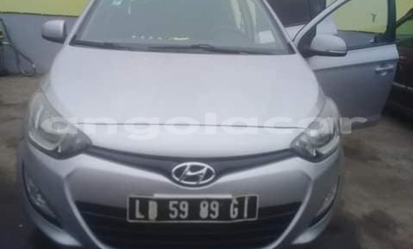 Buy Used Hyundai i20 Silver Car in Luanda in Luanda Province Buy Used Hyundai i20 Silver Car in Luanda in Luanda Province