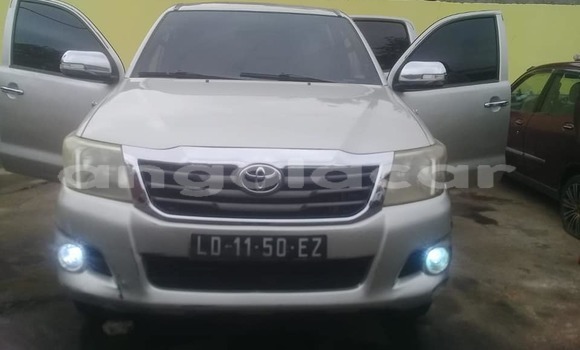 Comprar Usado Toyota Hilux Prata Carro em Luanda em Luanda Province Comprar Usado Toyota Hilux Prata Carro em Luanda em Luanda Province
