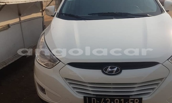 Buy Used Hyundai Tucson White Car in Luanda in Luanda Province Buy Used Hyundai Tucson White Car in Luanda in Luanda Province