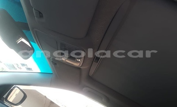 Buy Used Hyundai Tucson White Car in Luanda in Luanda Province Buy Used Hyundai Tucson White Car in Luanda in Luanda Province