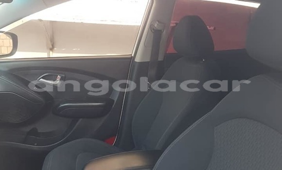 Buy Used Hyundai Tucson White Car in Luanda in Luanda Province Buy Used Hyundai Tucson White Car in Luanda in Luanda Province