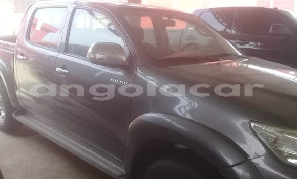 Buy Used Toyota Hilux Black Car in Luanda in Luanda Province Buy Used Toyota Hilux Black Car in Luanda in Luanda Province