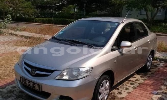 Buy Used Honda Civic Silver Car in Luanda in Luanda Province Buy Used Honda Civic Silver Car in Luanda in Luanda Province
