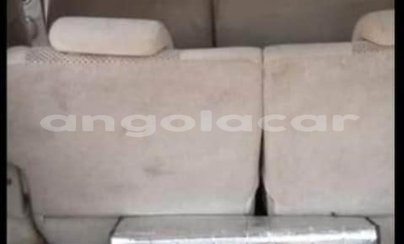 Buy Used Toyota Fortuner Green Car in Luanda in Luanda Province Buy Used Toyota Fortuner Green Car in Luanda in Luanda Province