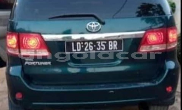 Buy Used Toyota Fortuner Green Car in Luanda in Luanda Province Buy Used Toyota Fortuner Green Car in Luanda in Luanda Province