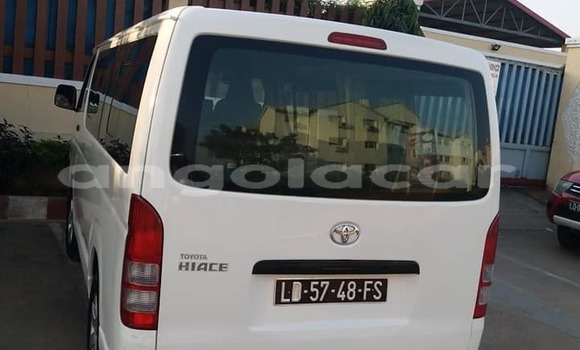 Buy Used Toyota Hiace White Car in Luanda in Luanda Province Buy Used Toyota Hiace White Car in Luanda in Luanda Province