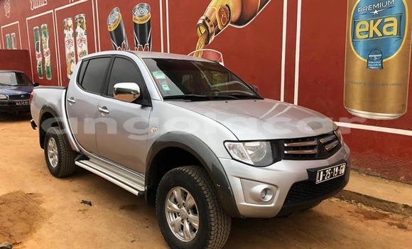 Buy Used Mitsubishi L200 Silver Car in Luanda in Luanda Province Buy Used Mitsubishi L200 Silver Car in Luanda in Luanda Province