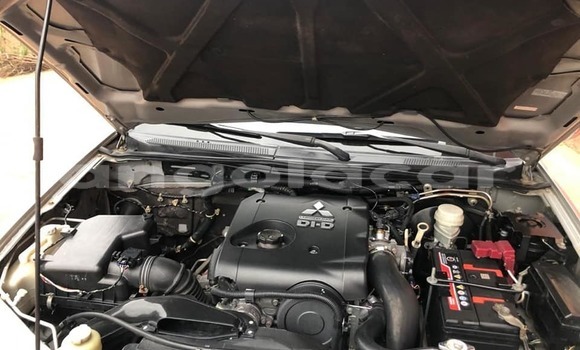 Buy Used Mitsubishi L200 Silver Car in Luanda in Luanda Province Buy Used Mitsubishi L200 Silver Car in Luanda in Luanda Province