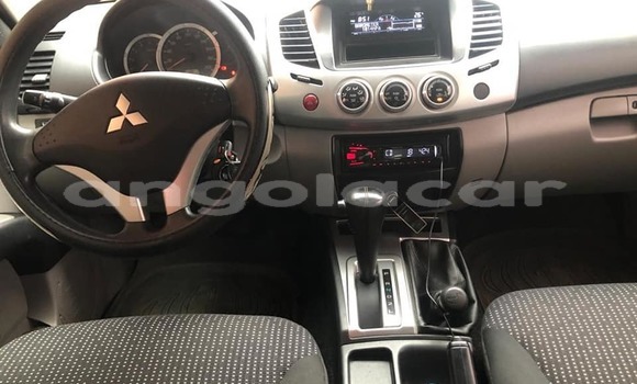 Buy Used Mitsubishi L200 Silver Car in Luanda in Luanda Province Buy Used Mitsubishi L200 Silver Car in Luanda in Luanda Province