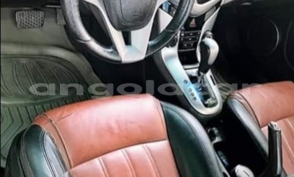 Buy Used Chevrolet Cruze Silver Car in Luanda in Luanda Province Buy Used Chevrolet Cruze Silver Car in Luanda in Luanda Province